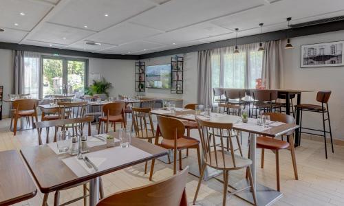 Campanile Poitiers - photo 2