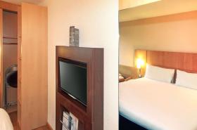ibis Poitiers Sud - photo 19