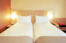 ibis Poitiers Sud - photo 9