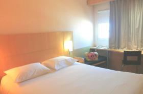 ibis Poitiers Sud - photo 13