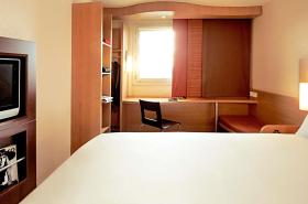 ibis Poitiers Sud - photo 18