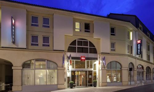 ibis Poitiers Centre - photo 1