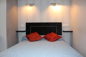 Hotel Au Chapon Fin - photo 8